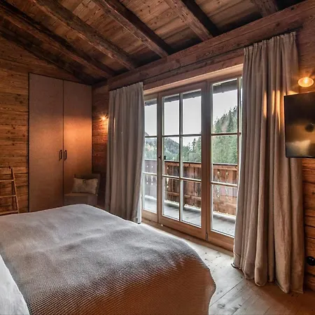 Valdit Altholz Bergchalet In Sonniger Alleinlage Дом отдыха