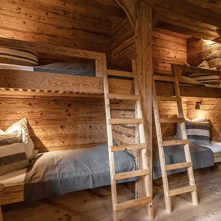 Дом отдыха Valdit Altholz Bergchalet In Sonniger Alleinlage