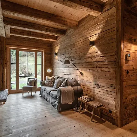 Valdit Altholz Bergchalet In Sonniger Alleinlage