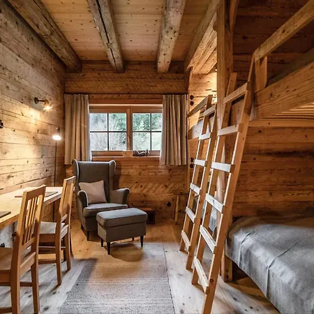 Дом отдыха Valdit Altholz Bergchalet In Sonniger Alleinlage *