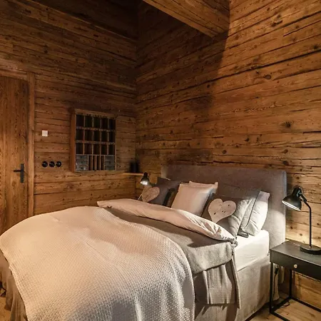 Valdit Altholz Bergchalet In Sonniger Alleinlage Дом отдыха *